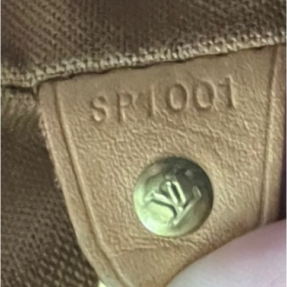 🥰SOLD🥰 2001 Louis Vuitton Montsouris GM Monogram backpack - Picture 10 of 14